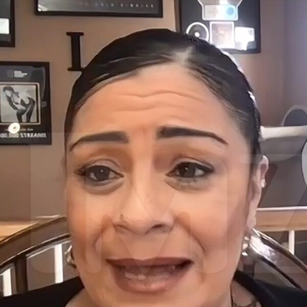 Lisa Lisa Hid Cancer Battle From Family for Years Over Career Concerns