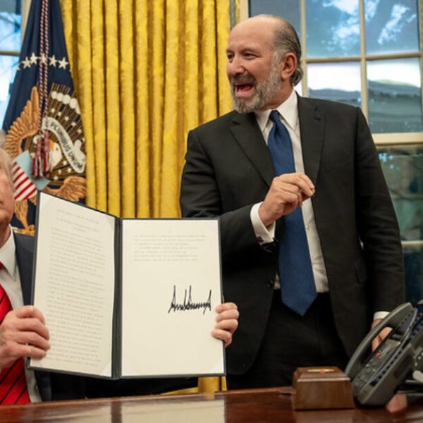 U.S. Commerce Secretary Howard Lutnick: Trump Wants No Taxes for Americans Earning…