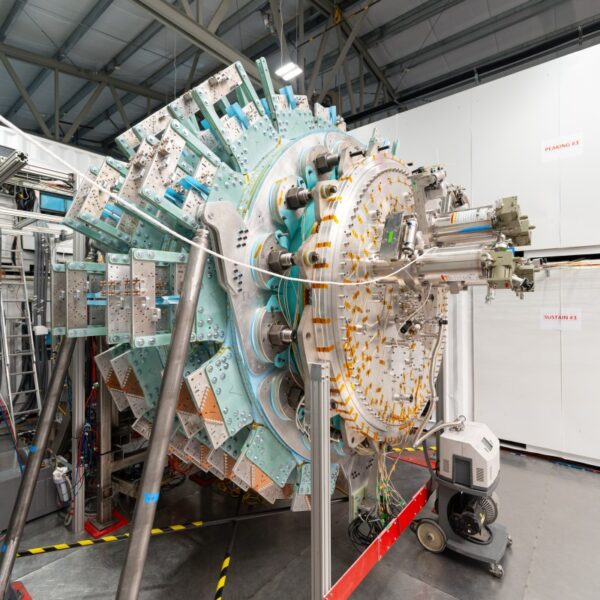 General Fusion fires up its latest steampunk fusion reactor