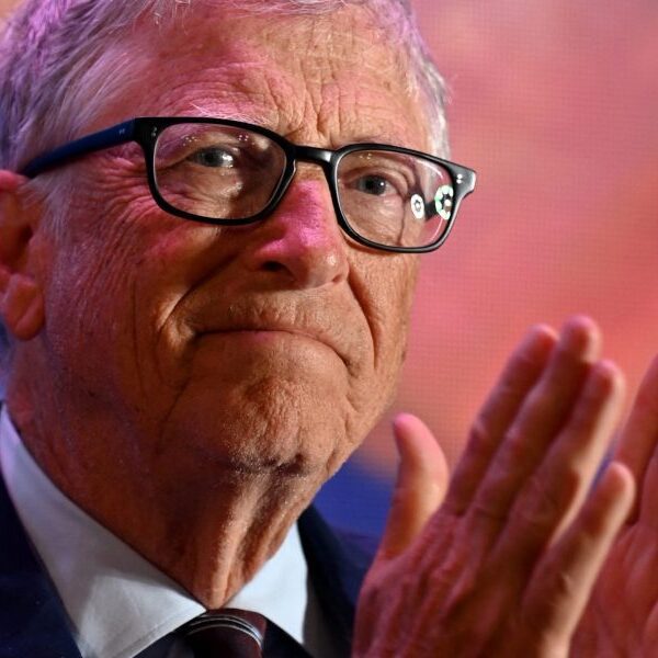 Bill Gates says a 2-day work week is coming in simply 10…