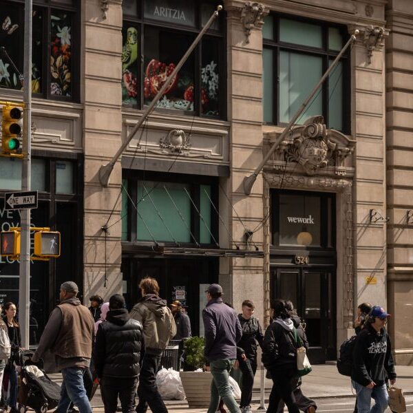 Companies are slashing their earnings forecasts as shopper confidence in regards to…