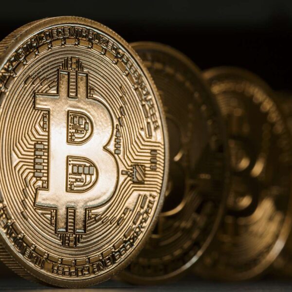 Bitcoin Sell-Off Intensifies With Realized Losses Of $57 Million Per Hour