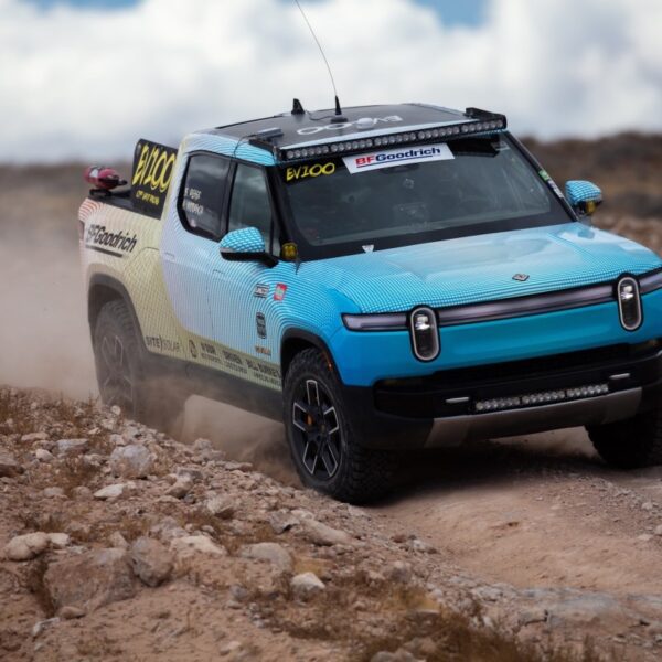 Chevy Silverado EV vs Rivian R1T: How two EVs dealt with the…