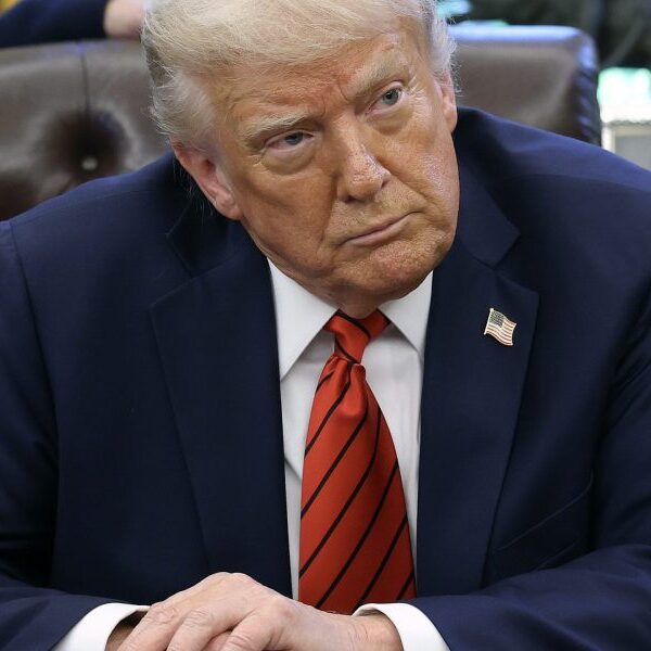 Bitcoin rebounds because the US greenback weakens