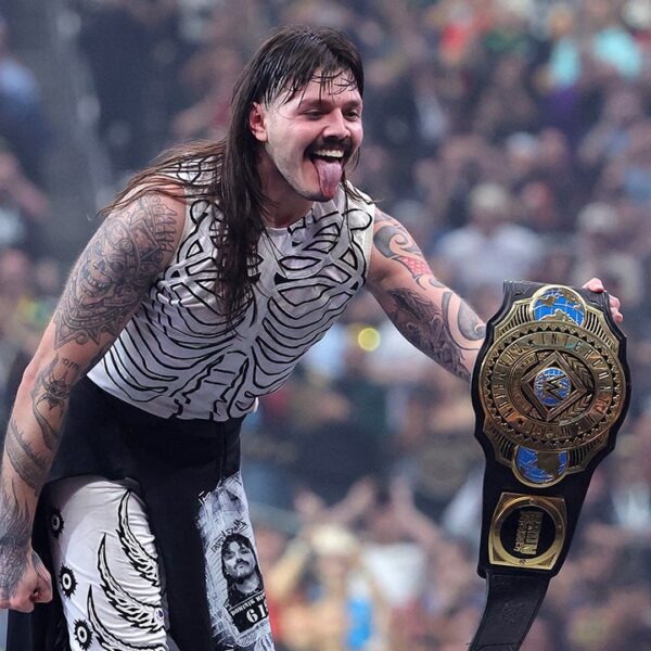 Dominik Mysterio wins Intercontinental Championship at WrestleMania 41