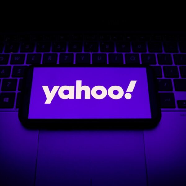 Yahoo removes DEI pages from its web site