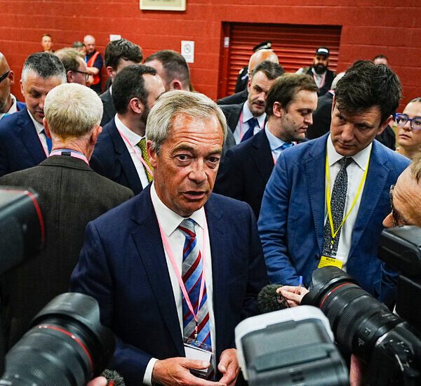 After 100 Years, Britain’s Two-Party Political System May Be Crumbling