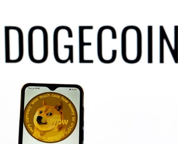Analyst Predicts Dogecoin Price To Reach $1.9 As WXY Correction Completes