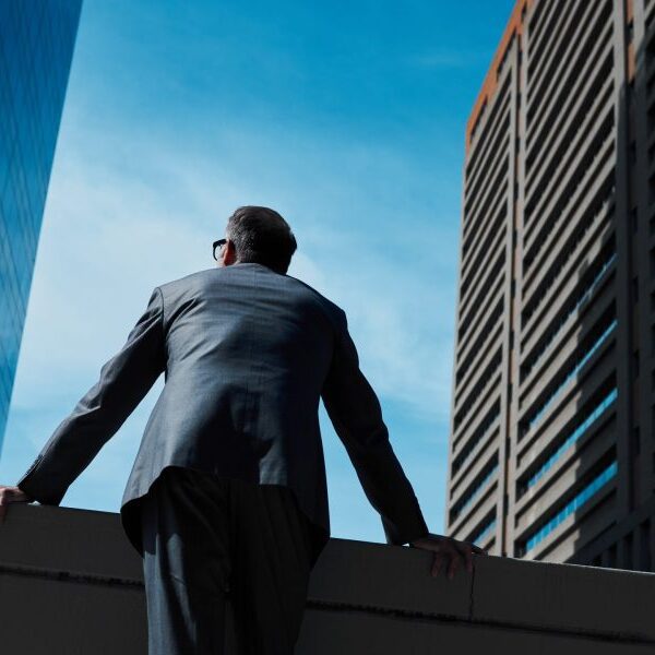 The overwhelming majority of CEOs are frightened of dropping their jobs because…