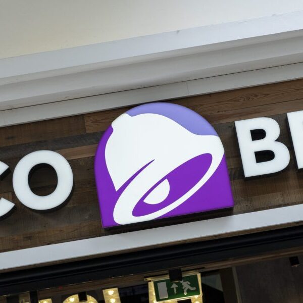 Taco Bell doubles down on its Live Más Café idea