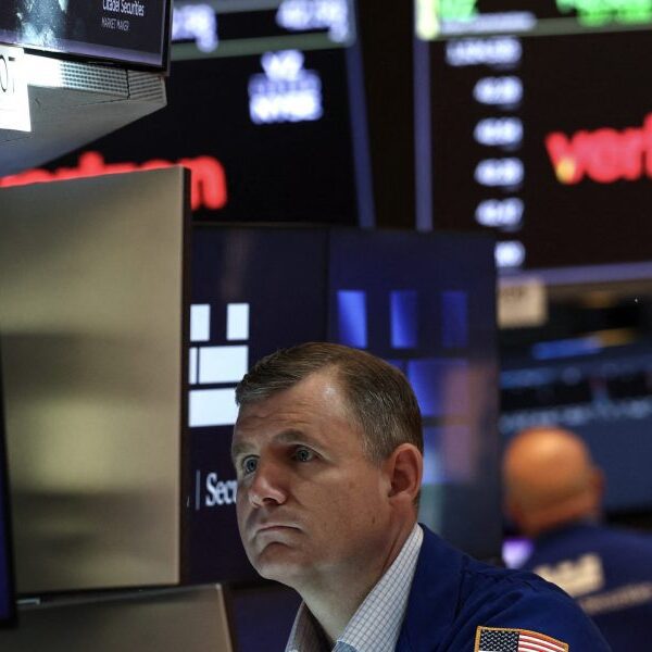 Stock market closes out chaotic quarter on a excessive be aware as…