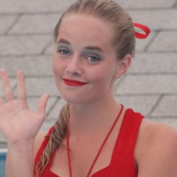 Wendy Peffercorn in ‘The Sandlot’ ‘Memba Her?!