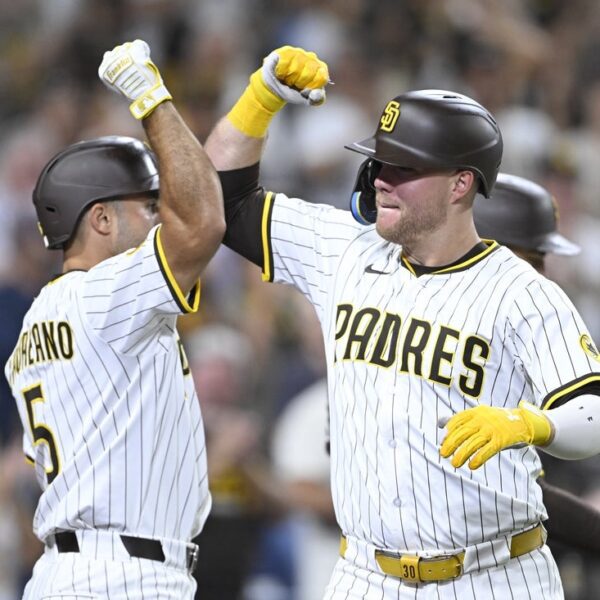 Padres smack 4 homers to again JP Sears in win over Giants