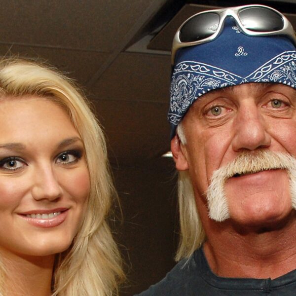 Hulk Hogan Tried To Repair Relationship W/ Daughter Brooke Before Death, She…