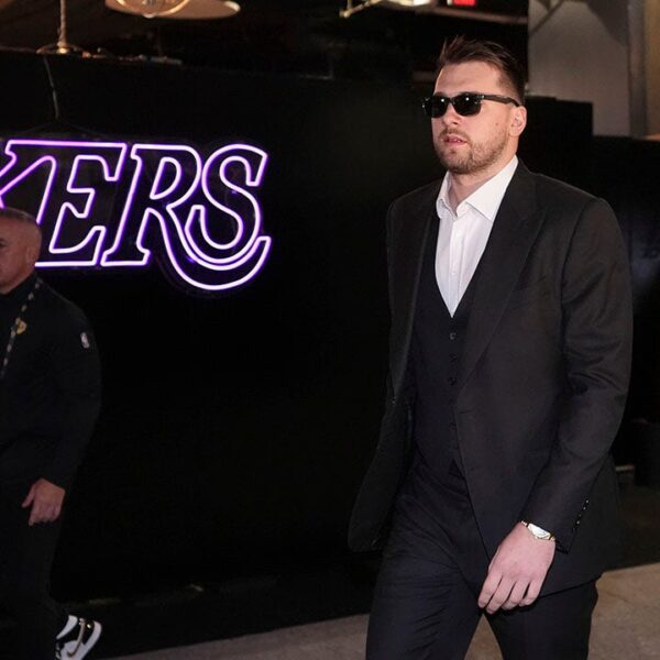 Luka Doncic skips free company, commits to Lakers by 2028