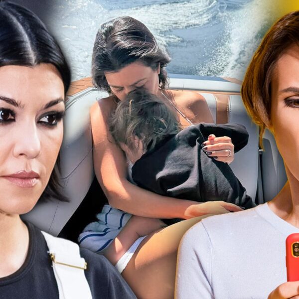 Kourtney Kardashian Slammed For Having Son Rocky on Boat with out Life…