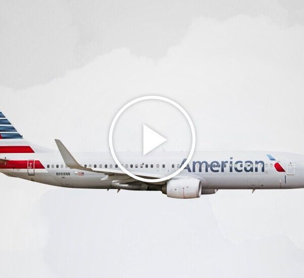Opinion | If You Fly Economy, You’re Paying for Someone Else to…