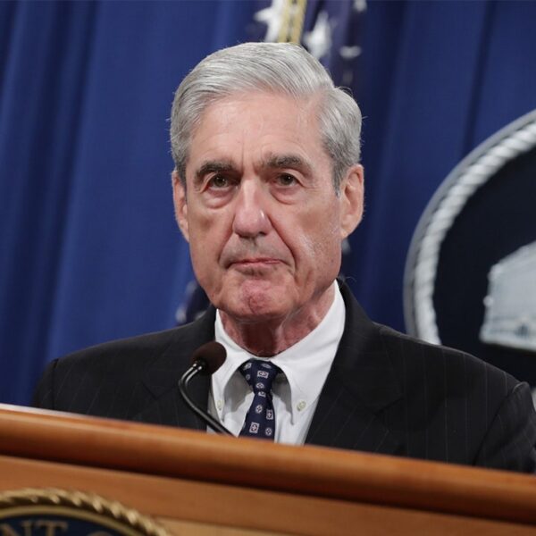 House Oversight Committee to withdraw Mueller subpoena
