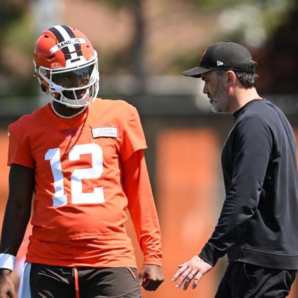 Browns coach Kevin Stefanski unclear on Shedeur Sanders’ position after debut