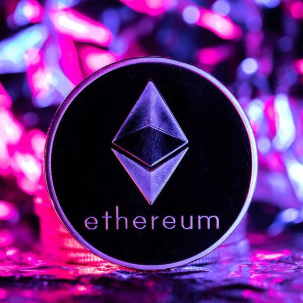 US Ethereum ETFs Surpass Weekly Record With $787M Outflow — Details