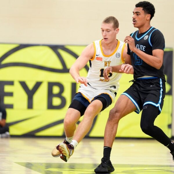 Aziz Olajuwon, son of Hall of Famer, chooses Stanford