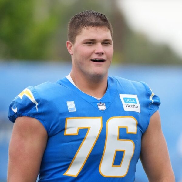 Reports: Chargers LT Joe Alt sustains excessive ankle sprain