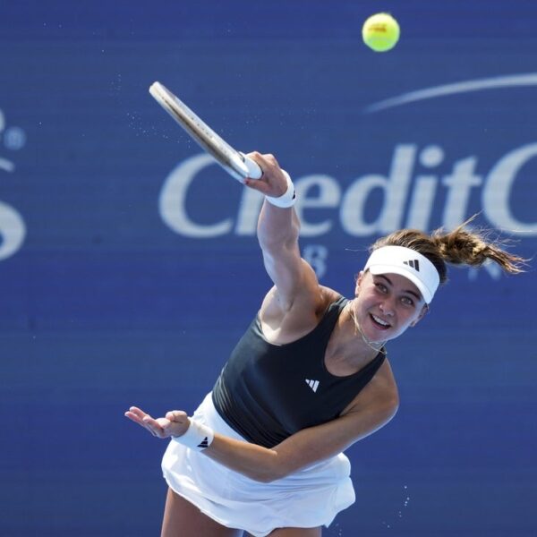 WTA roundup: Teenagers cruise to titles in Guadalajara, Sao Paulo