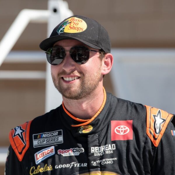 Chase Briscoe snags pole for NASCAR Cup Playoff race at Kansas