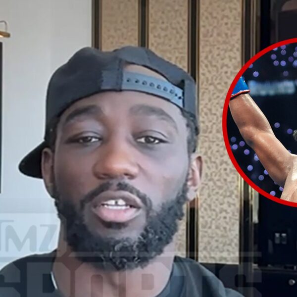 Terence Crawford Opens Up On Canelo, Says It Wasn’t Hardest Fight Of…