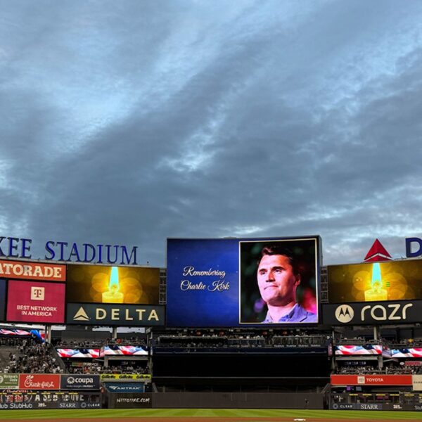 New York Yankees Honor Charlie Kirk With Moment Of Silence Hours After…