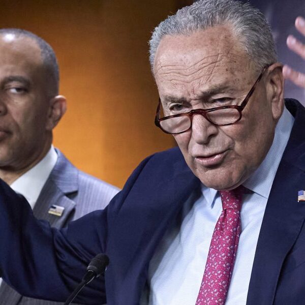 Trump to satisfy with high congressional leaders Monday forward of presidency shutdown…