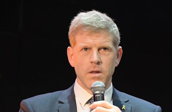 AI to make third of civil servants redundant – Investorempires.com