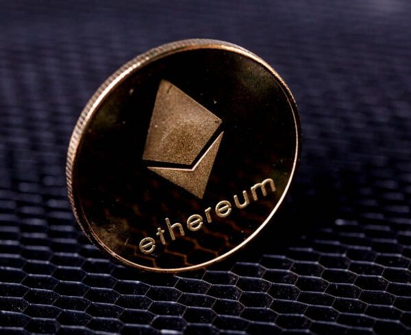 Ethereum Investors Double Down As Staking Activity Spikes Sharply – Here’s How…