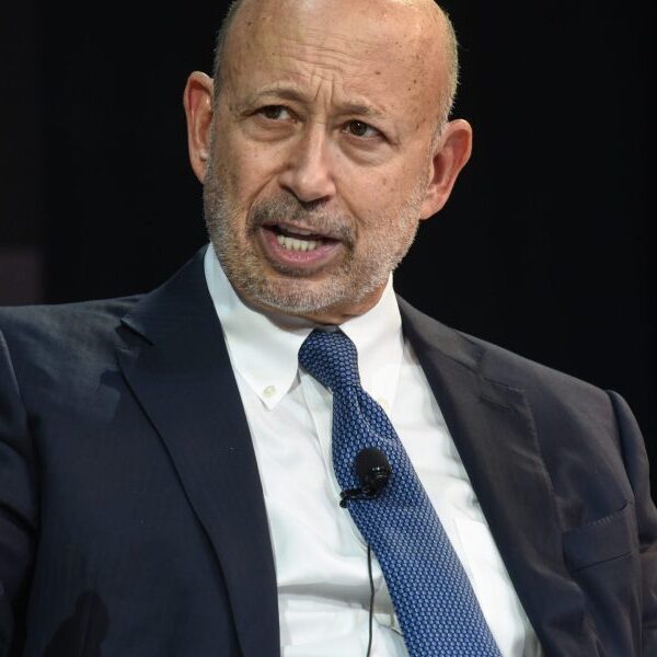 Former Goldman Sachs CEO throughout 2008 crash says markets are ‘due’ for…
