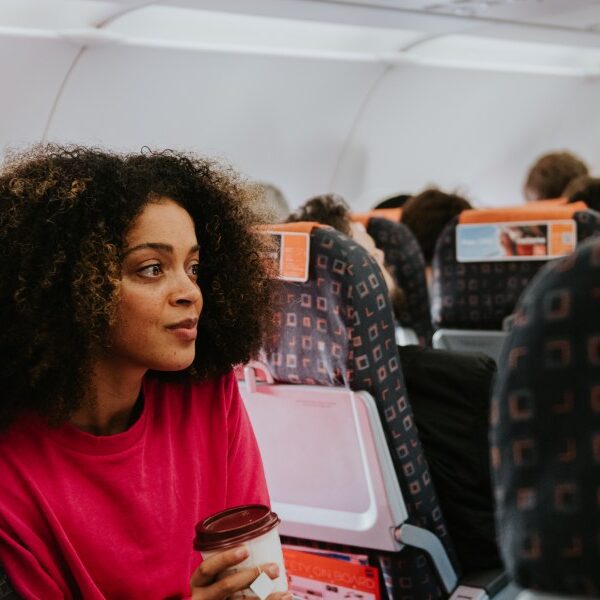 This millennial nurse commutes 5,000 miles from Sweden to work at a…
