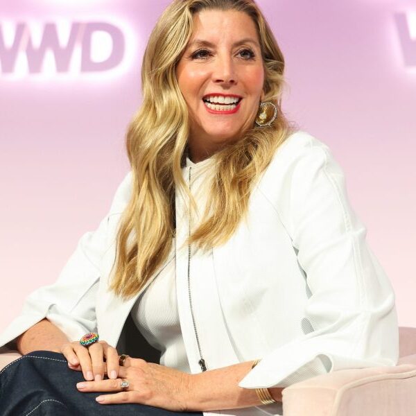 Spanx’s founder saved the corporate secret for a 12 months—turning $5,000 right…