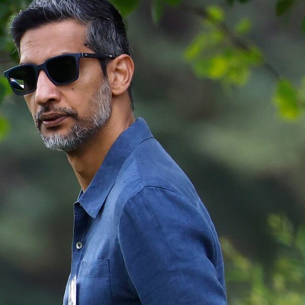 Google tops $3 trillion for the primary time, becoming a member of…