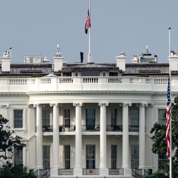 White House needs $58 million safety increase after Kirk taking pictures