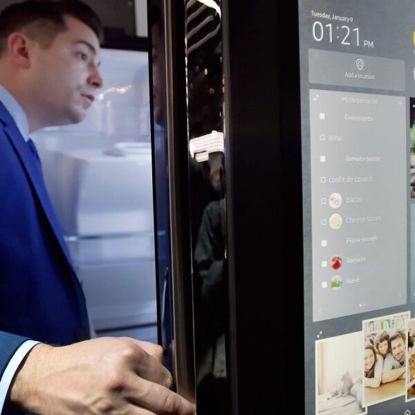 Samsung will now show advertisements in your $1,800 sensible fridge