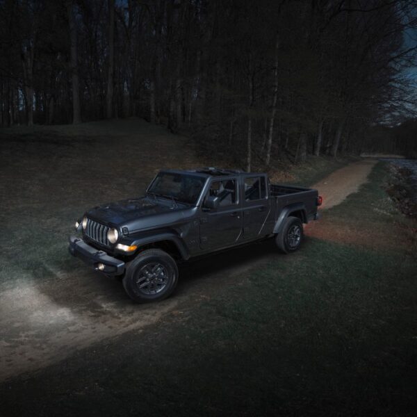 Stellantis cancels plans for an electrified Jeep Gladiator