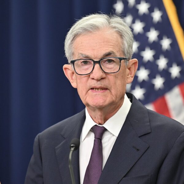 Goldman Sachs AM sees Fed slicing 25bp in October and December after…