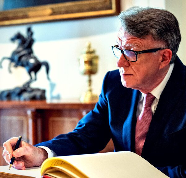 UK’s Failing PM Keir Starmer FIRES Embattled Ambassador to the US Lord…