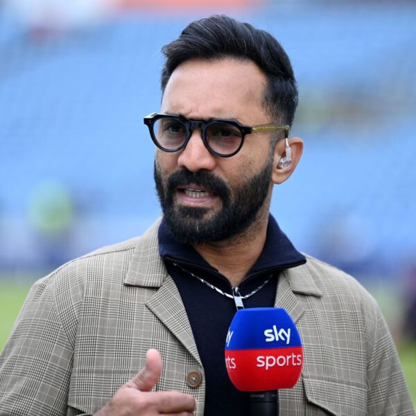 Masterclass on the right way to bat within the center overs