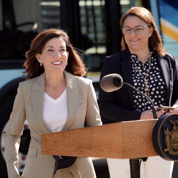 New York Gov. Kathy Hochul Endorses Communist Zohran Mamdani in NYC Mayoral…