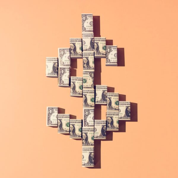 Manulife: Buybacks And 10% Earnings Yield Make It A Buy (NYSE:MFC)