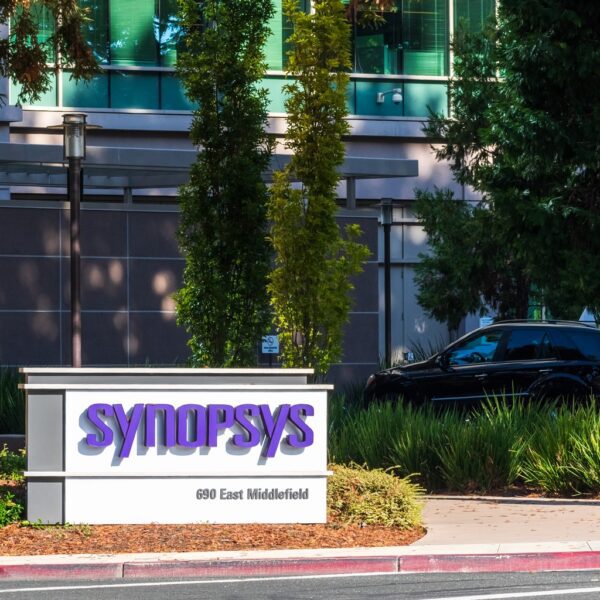Synopsys: Falling Knife Or Buying Opportunity?