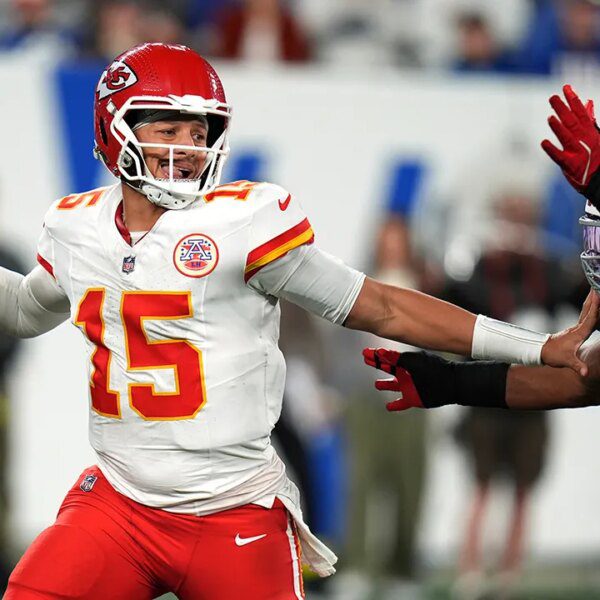 NFL information: Chiefs’ Tyquan Thornton has profession night time in win over…