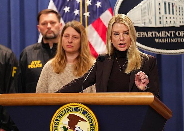 Indicted House Democrat BUSTED for Dirty Money—AGAIN | The Gateway Pundit