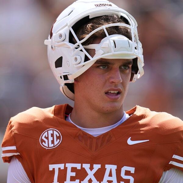 Arch Manning faces boos in Texas’ win over UTEP