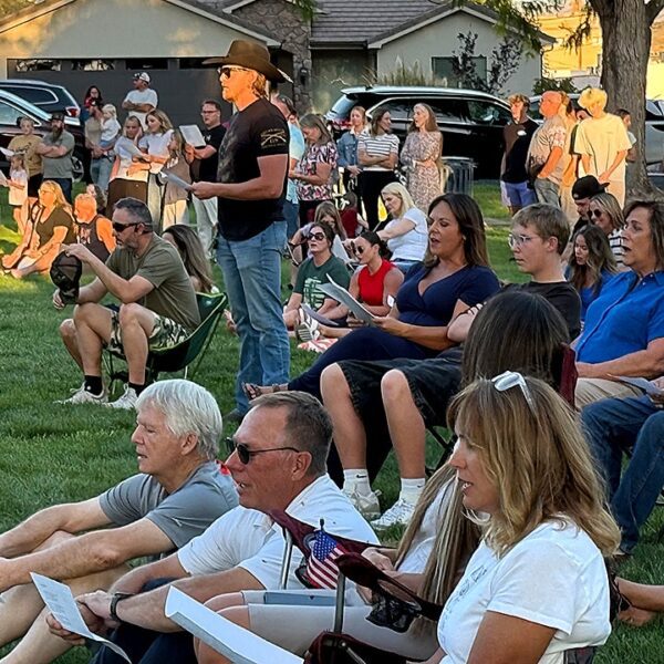 Utah group holds vigil for Charlie Kirk, requires unity and therapeutic